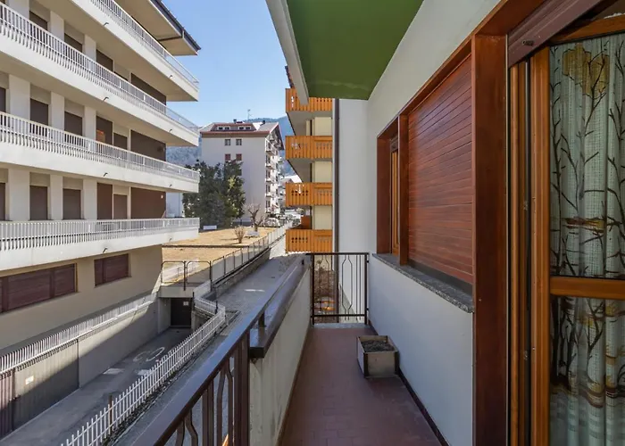 Maranta Aprica Apartment